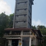 La torre panoramica sul punto più alto a Gunung Raya